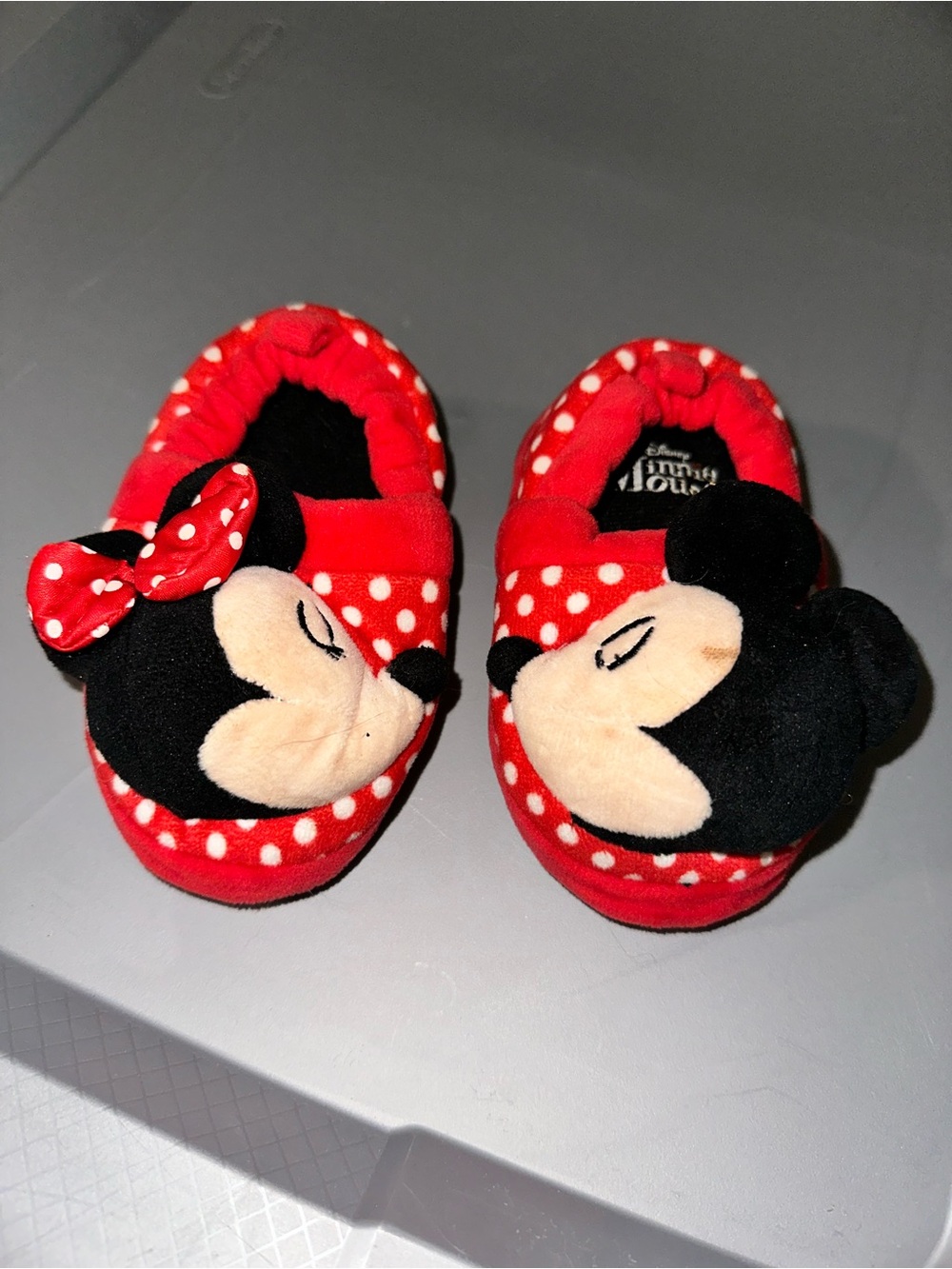 Disney Minnie Mouse Red and White Polka Dot Plush Kids Slippers